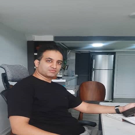 بهمن دارویی